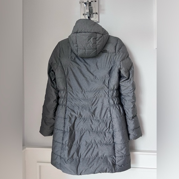 The North Face Women's Charcoal Puffer Jacket - Picture 5 of 14